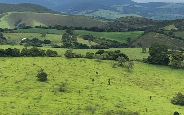 Fazenda com  muita água de nascente, rio nos fundos. Sul de Minas | código 609