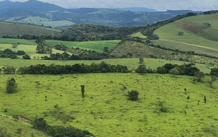 Fazenda com  muita água de nascente, rio nos fundos. Sul de Minas | código 609