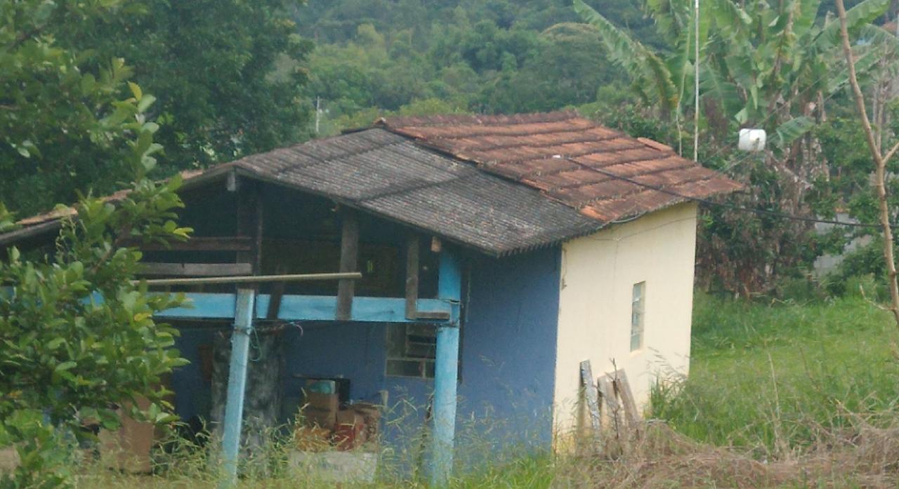 Chácara: terreno plano com casa sede e casa de caseiro | Extrema - MG | código 785