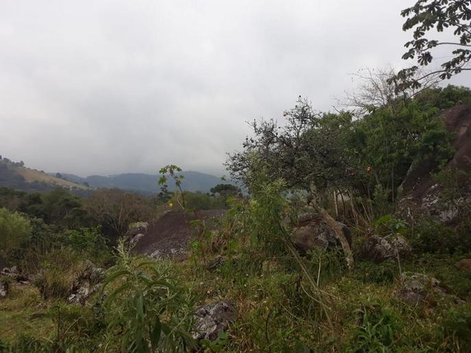 Terreno para chácara com linda vista panorâmica | Extrema - MG | código 816