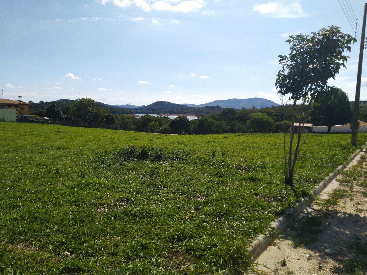 loteamento a beira da represa Jaguari à 100km de SP | Vargem - SP | código 846